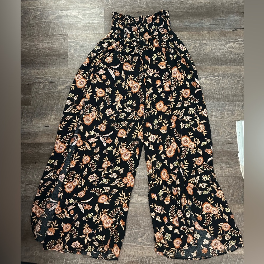 Billabong Black and Floral Flowy Beach Pants Size small